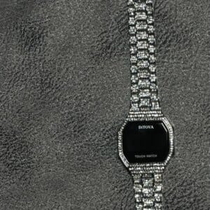 ساعة DITOVA فصوص